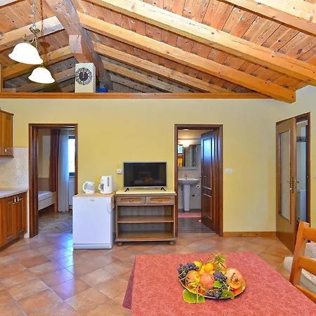 Διαμέρισμα Fuer 3 Personen Ca 45 Qm In Rovinj, Istrien Istrische Riviera